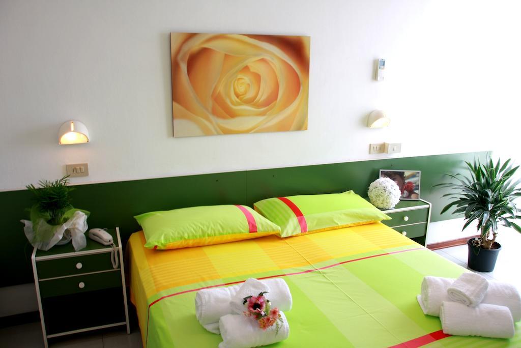 Hotel Astrid Червія Номер фото
